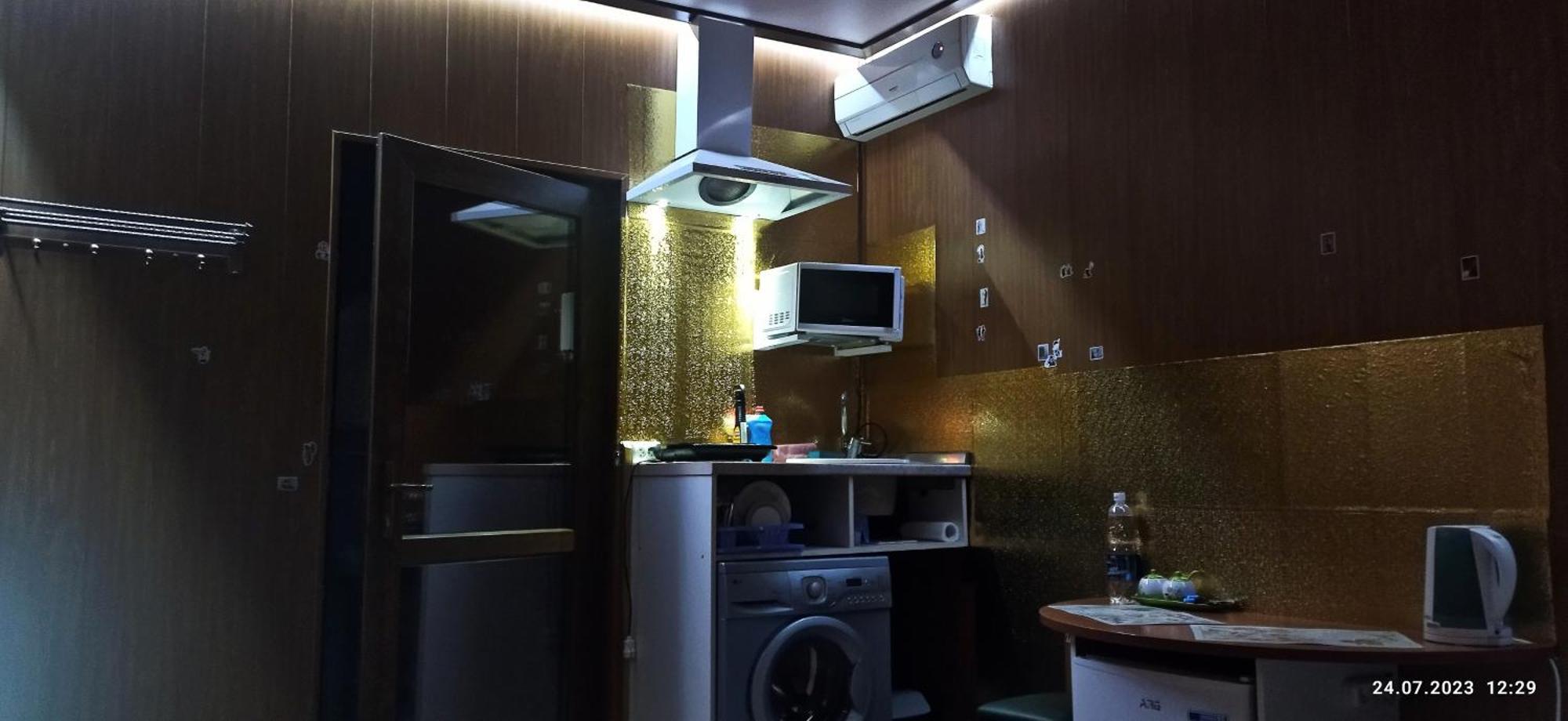 Apartment In A Guest House Almaty Exterior photo